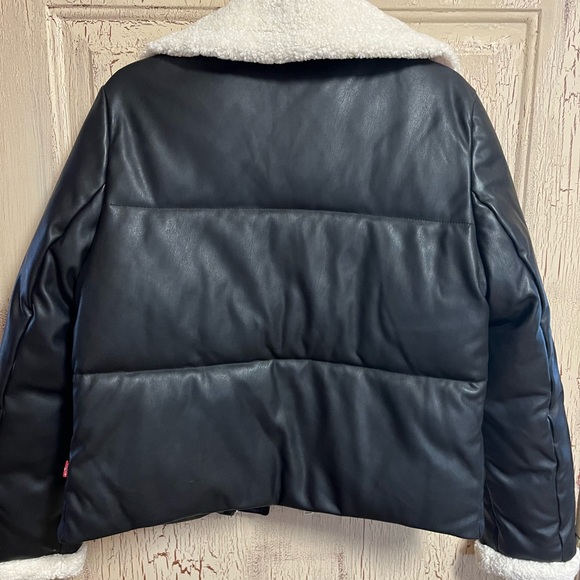 Levi Strauss Women’s Puffer Jacket - Picture 5 of 8